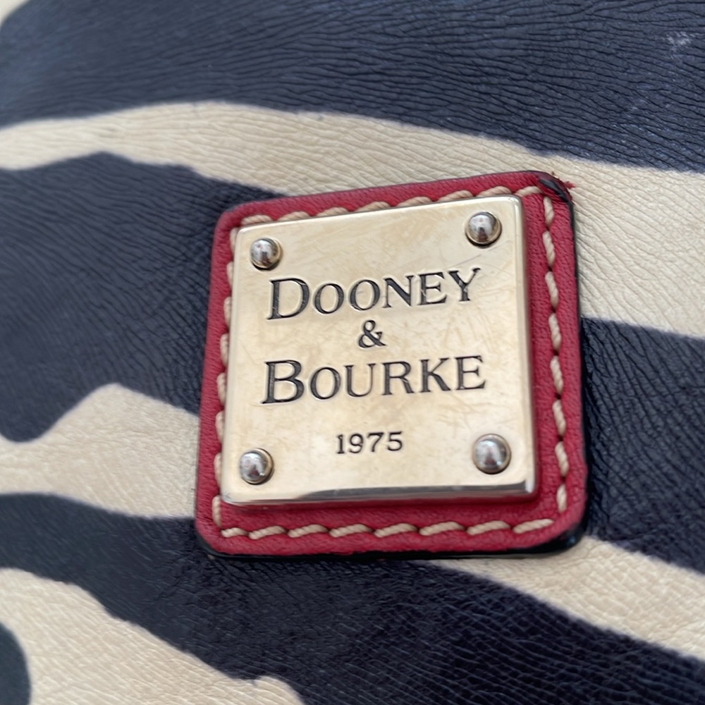 Dooney & Bourke Zebra Print Leather Bag vintage 14x16” - Picture 3 of 15